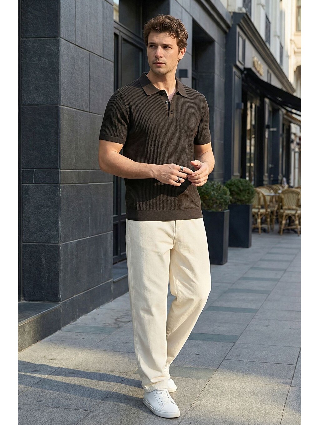 Siyah Bande Regular Fit Erkek Kısa Kol Triko Polo Yaka Dokulu Tişört-4