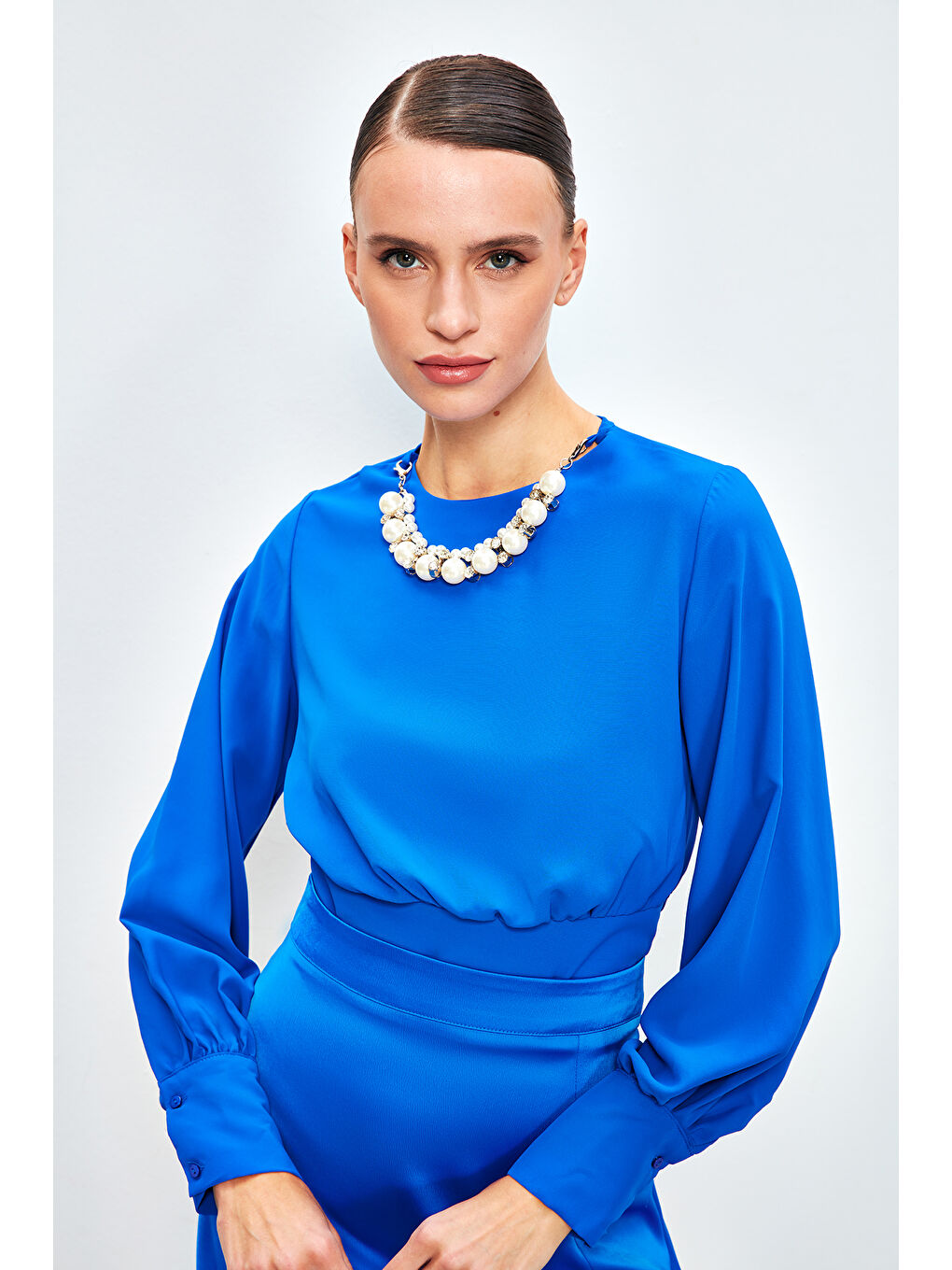 SATEEN Kolye Detaylı Crop Bluz - Sax Mavi