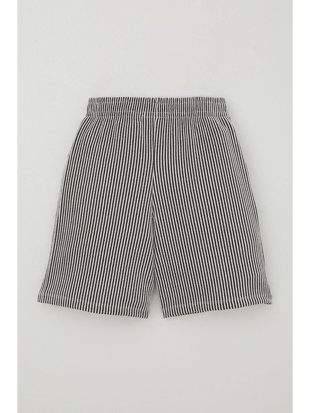 Erkek Çocuk Şortlu Takım Sıfır Kollu Yazı Baskılı Bağcık Aksesuarlı Beyaz (8-14 Yaş)-4