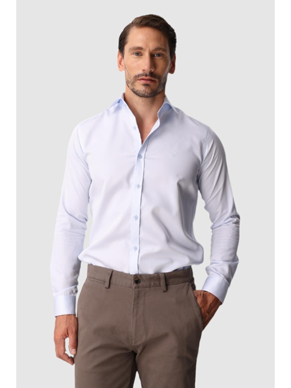 Beyaz Regular Fit Geniş Kalıp Klasik Yaka Düz Uzun Kollu Cepsiz %100 Pamuk Non Iron Gömlek-2
