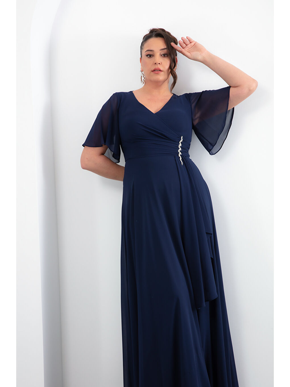 Kadın Lacivert V Yaka Taşlı Büyük Beden Uzun Şifon Abiye Elbise-2