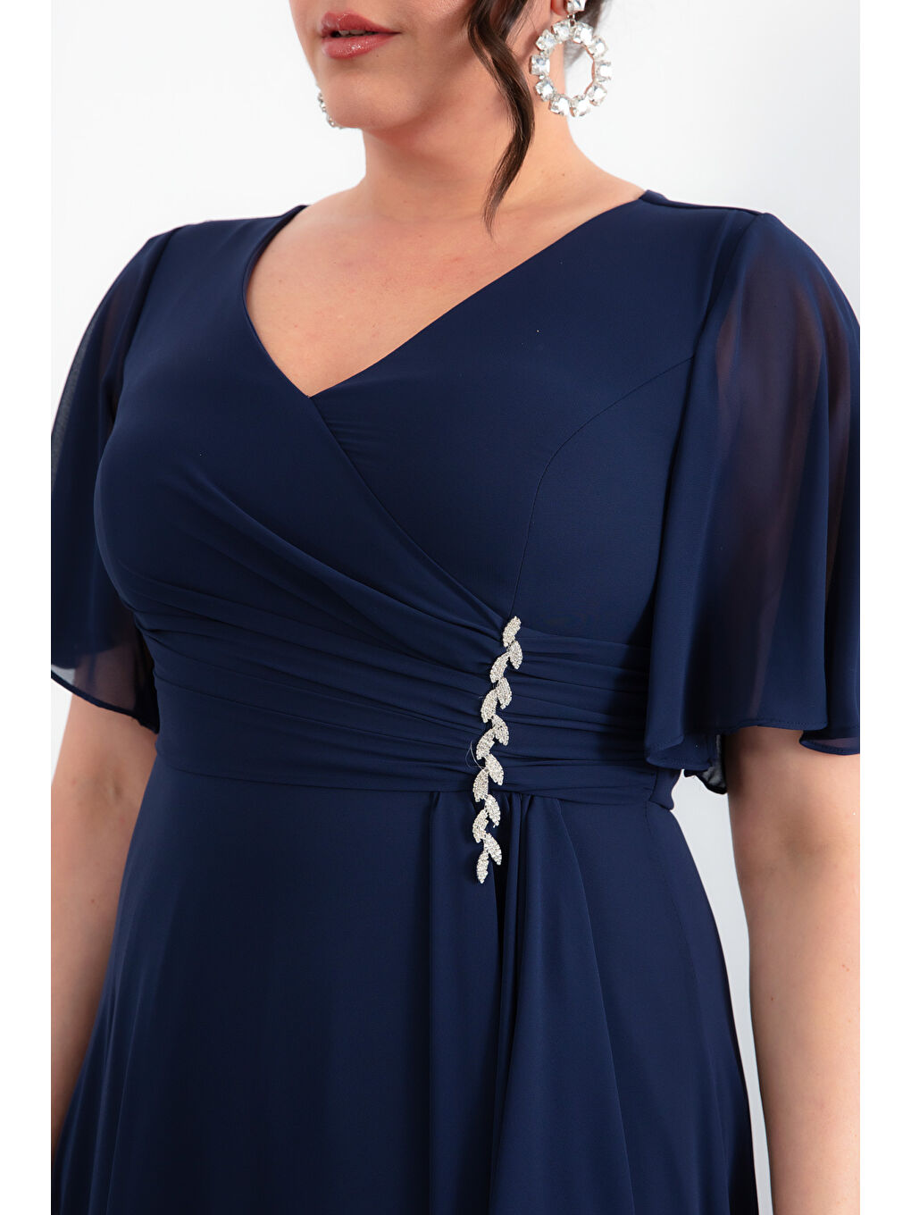 Kadın Lacivert V Yaka Taşlı Büyük Beden Uzun Şifon Abiye Elbise-3