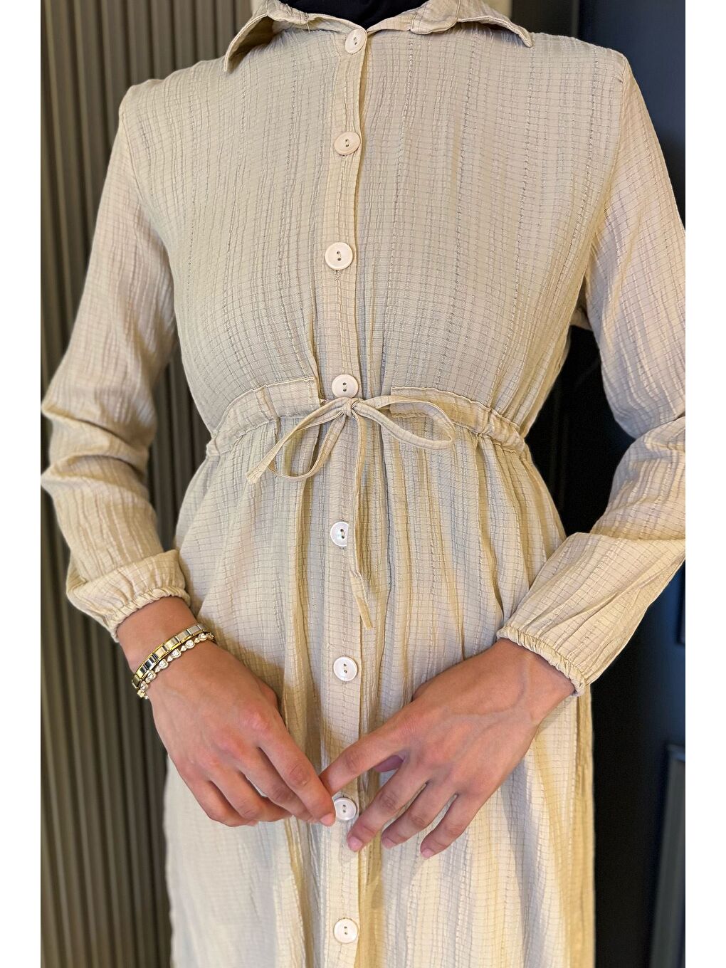 Bej Kendinden Desenli Bel Bağlama Detaylı Tesettür Tunik Pantolon İkili Takım-2