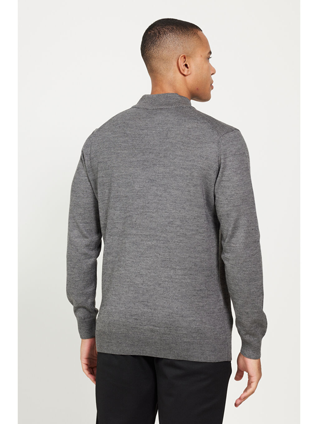 Erkek Gri Melanj Standart Fit Normal Kesim Yarım Balıkçı Yaka Triko Kazak-5