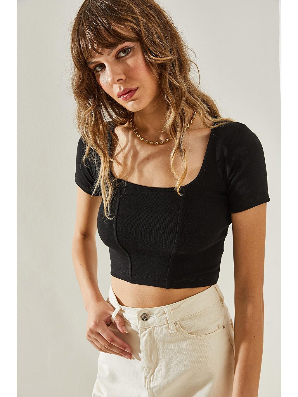 SHADE Siyah Kadın Kare Yaka Dikiş Detaylı Kısa Kollu Crop T-Shirt - 3