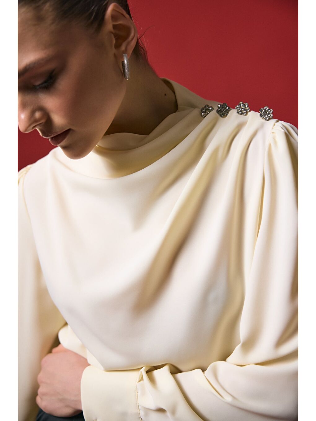 Düğmeleri Taş Detaylı Bluz - Sarı-6