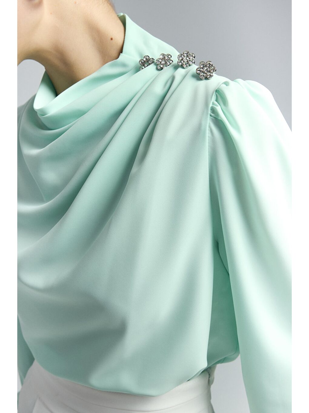 Yeşil Düğmeleri Taş Detaylı Bluz - Mint-6