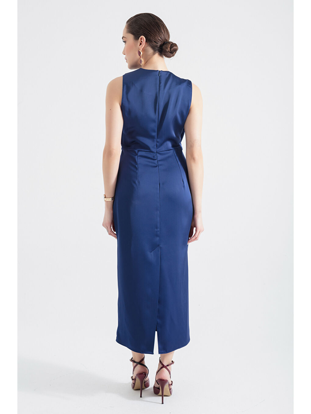 Kadın Lacivert Bisiklet Yaka Midi Saten Elbise-4