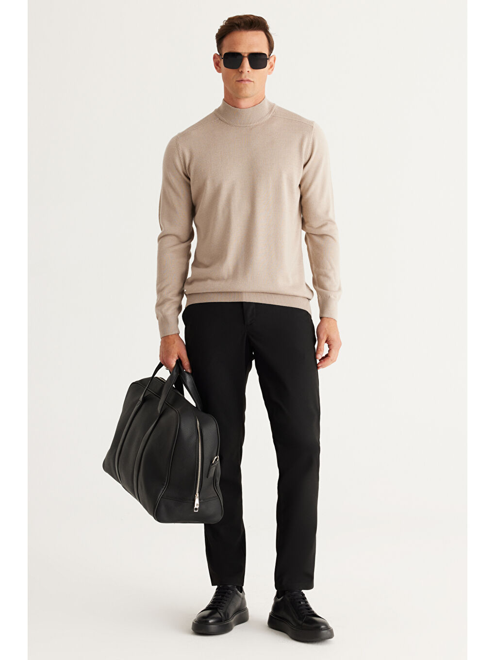 Erkek Bej Standart Fit Normal Kesim Yarım Balıkçı Yaka Triko Kazak-1