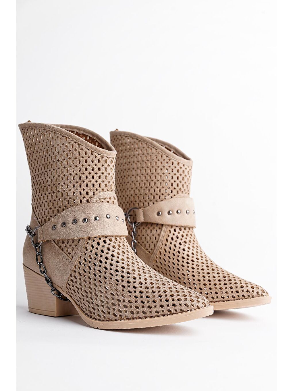 Bej BURNİNG Kadın Lazer Kesim Zincir Detaylı Delikli Kovboy Yazlık Topuklu Festival Bot-6