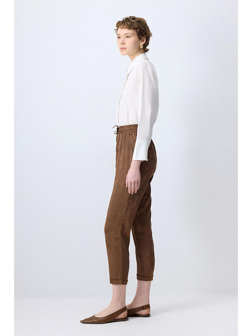 Kahverengi Beli Lastikli Jakarlı Pantolon-1