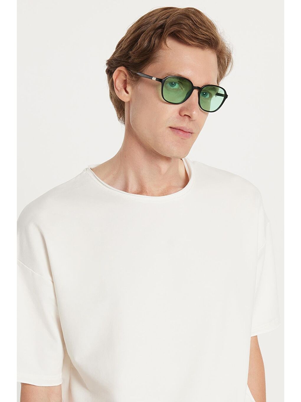 Erkek Oversize Geniş Kesim Bisiklet Yaka Gofre Kumaş Beli Bağcıklı Ekru Şort Takım-1