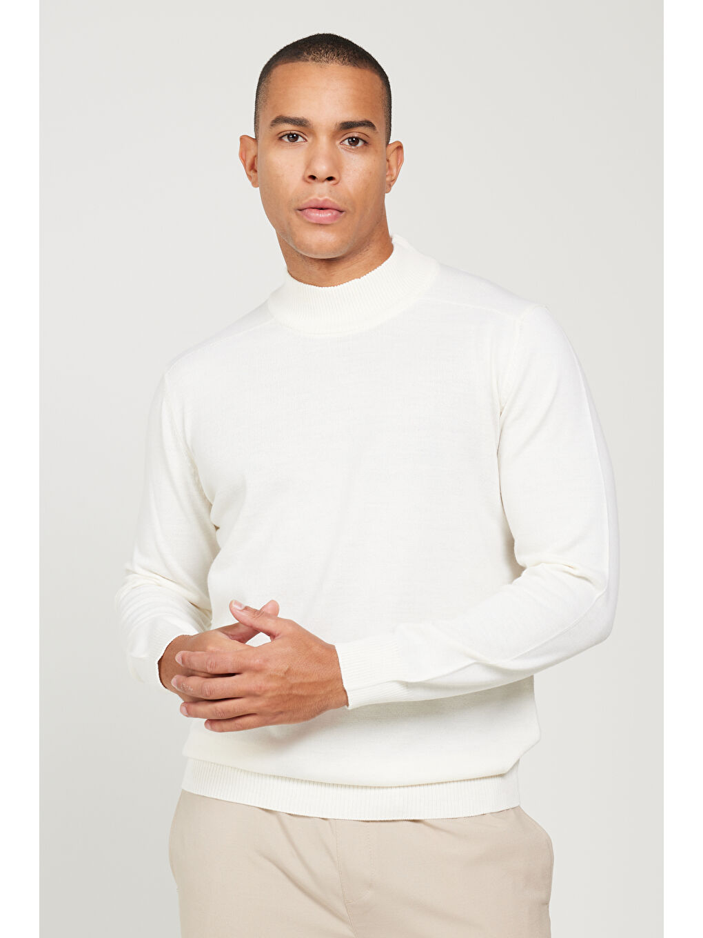 Erkek Ekru Standart Fit Normal Kesim Yarım Balıkçı Yaka Triko Kazak-2