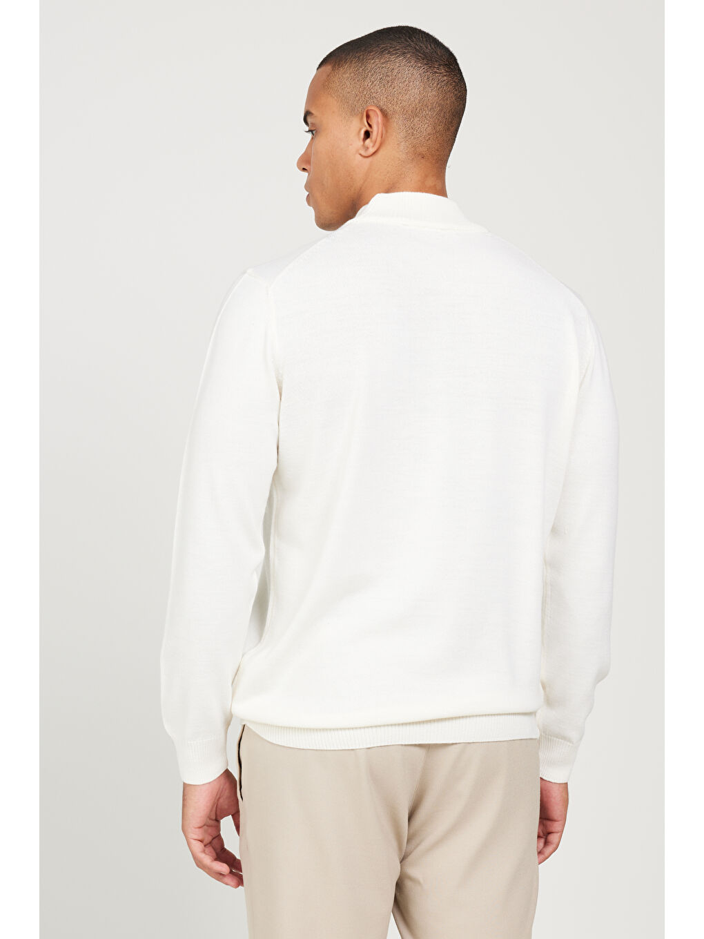 Erkek Ekru Standart Fit Normal Kesim Yarım Balıkçı Yaka Triko Kazak-6