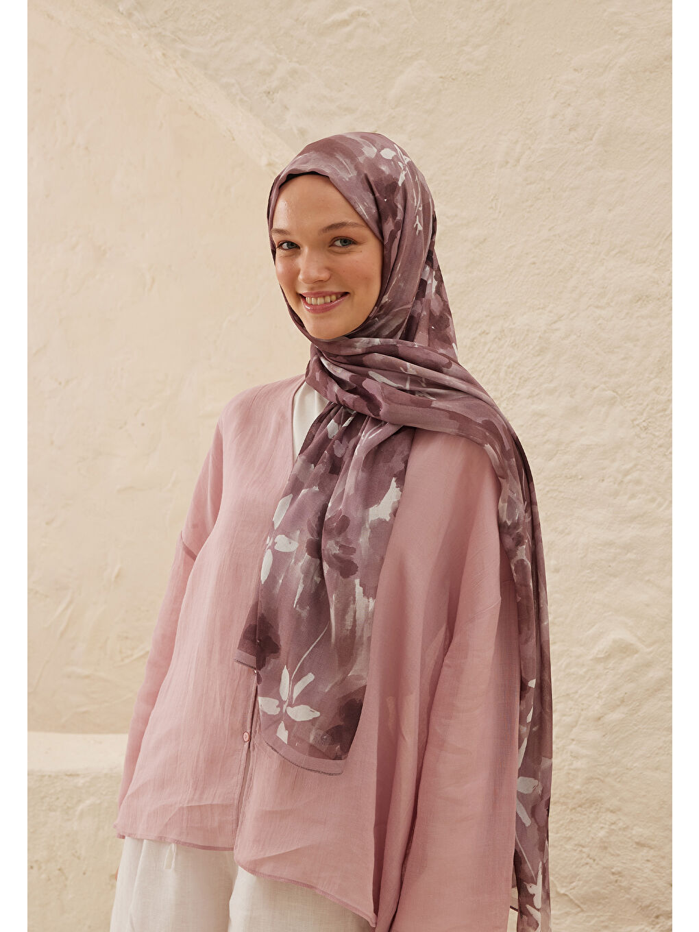 Pembe Lizzy Desen Rami Şal Gülkurusu