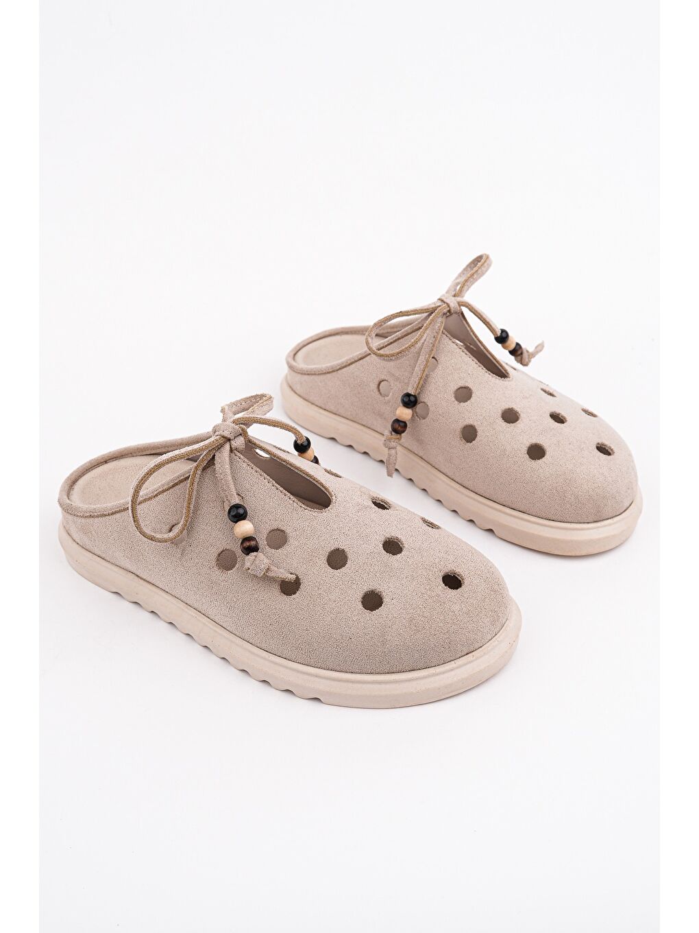 Bej SHAMMY Süet Deri Delikli Bağcıklı Günlük Rahat Önü Kapalı Kadın Terlik