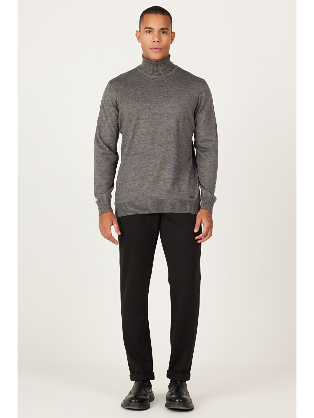 Erkek Gri Melanj Standart Fit Normal Kesim Tam Balıkçı Yaka Triko Kazak-1