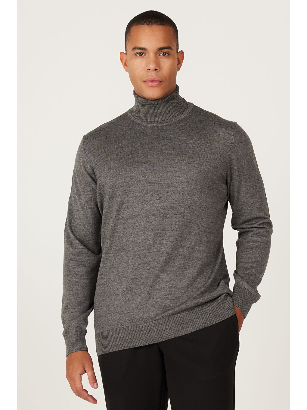 Erkek Gri Melanj Standart Fit Normal Kesim Tam Balıkçı Yaka Triko Kazak-2