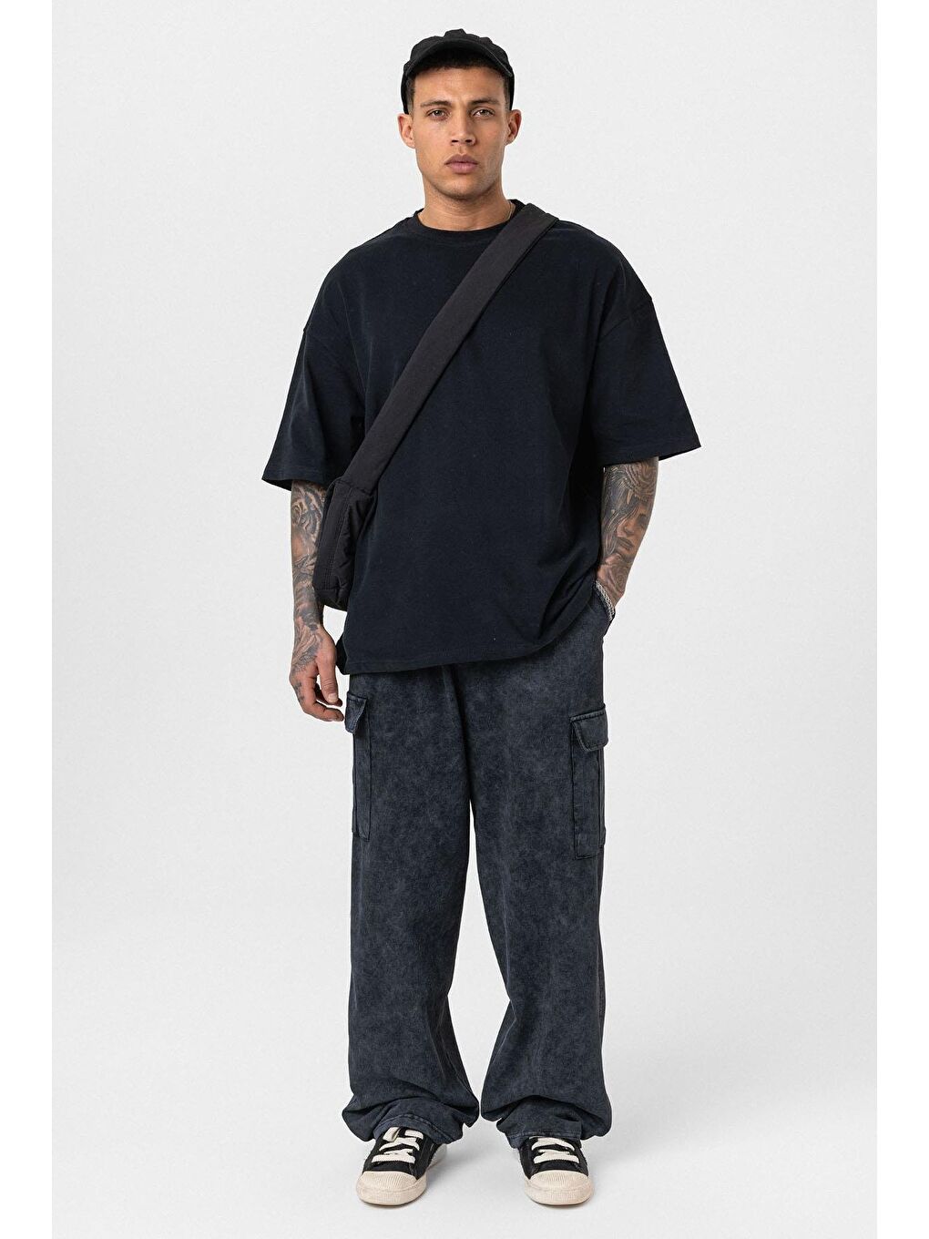 Yıkamalı Kargo Cepli Baggy Eşofman Alt Siyah