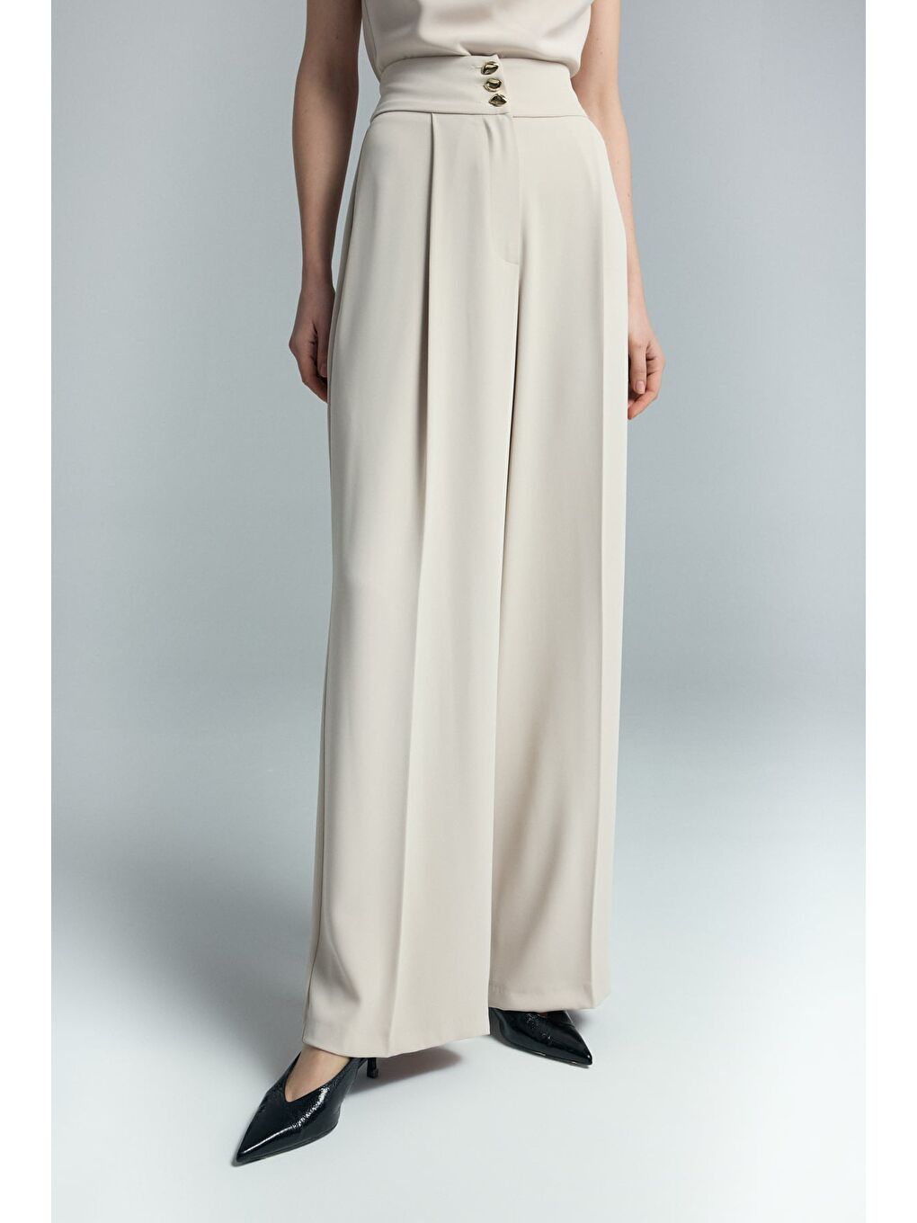 Talia Düğme Detaylı Pantolon - Bej-3