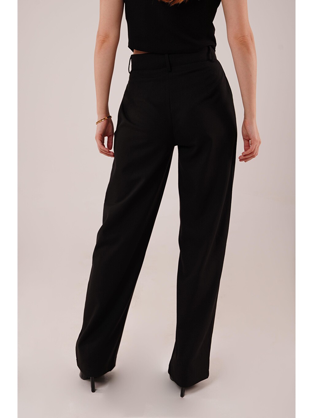Premium Model Oturtmalı Siyah Pantolon-1