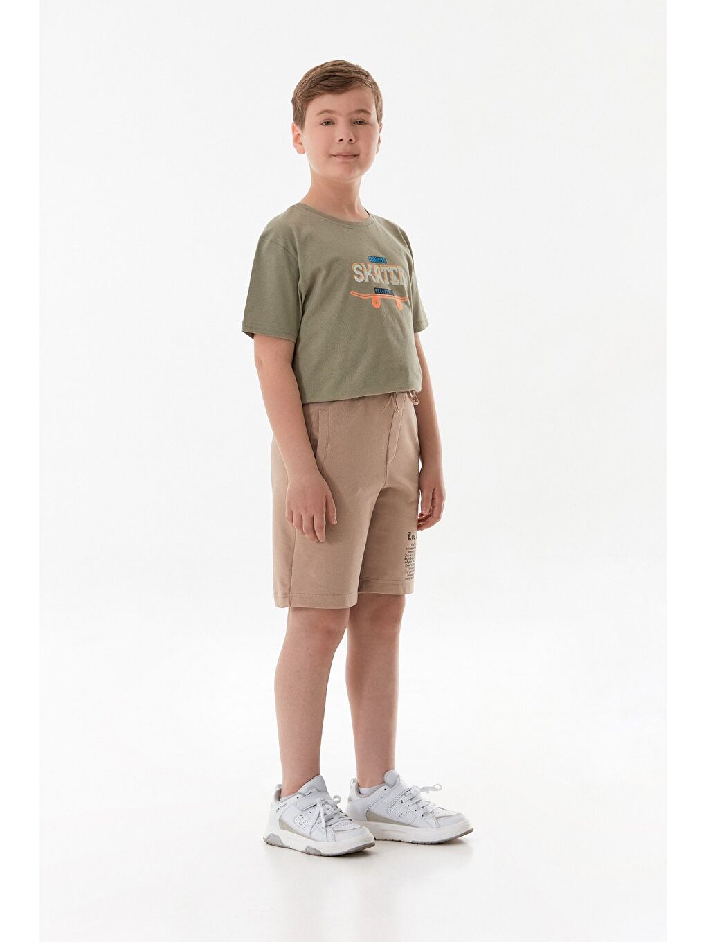 Bej Beli Lastikli Los Angeles Yazı Baskılı Erkek Çocuk Şort-1