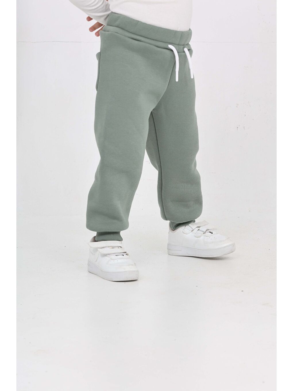 Yeşil Erkek Çocuk T Nakışlı Eşofman Alt-1