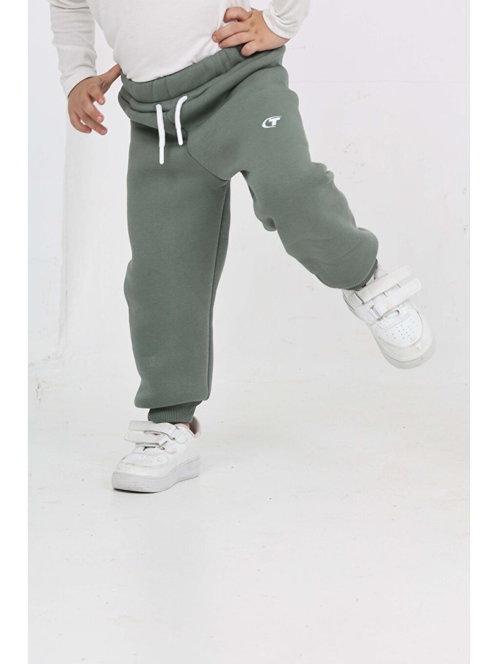 Yeşil Erkek Çocuk T Nakışlı Eşofman Alt-3