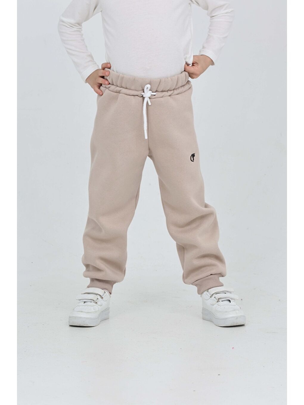 Bej Erkek Çocuk T Nakışlı Eşofman Alt-1