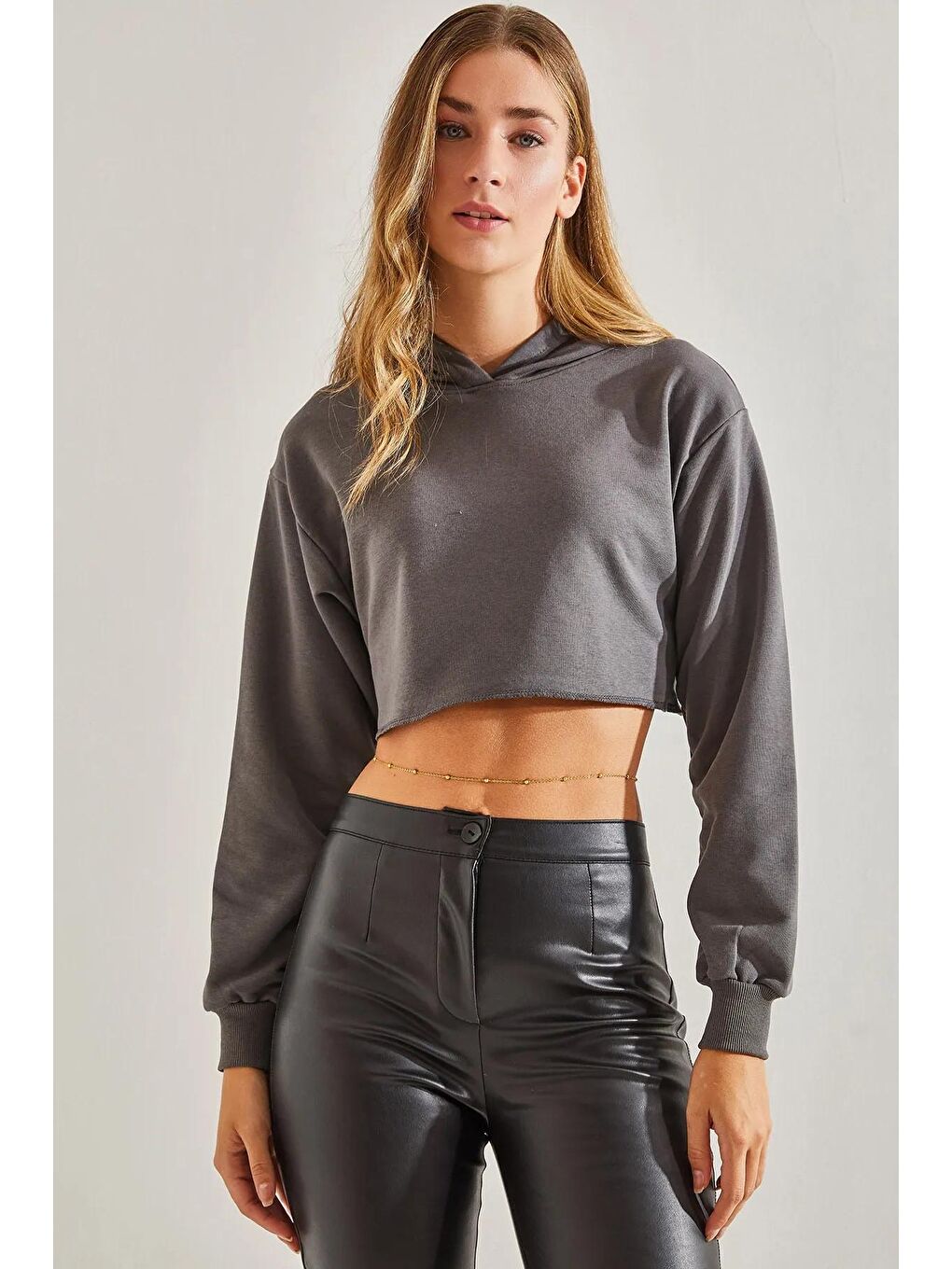 SHADE Antrasit Kadın Kapişonlu Crop Sweatshirt