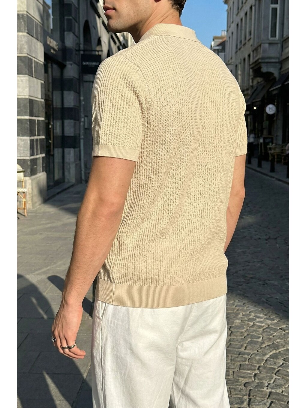 Bej Bande Regular Fit Erkek Kısa Kol Triko Polo Yaka Dokulu Tişört-1