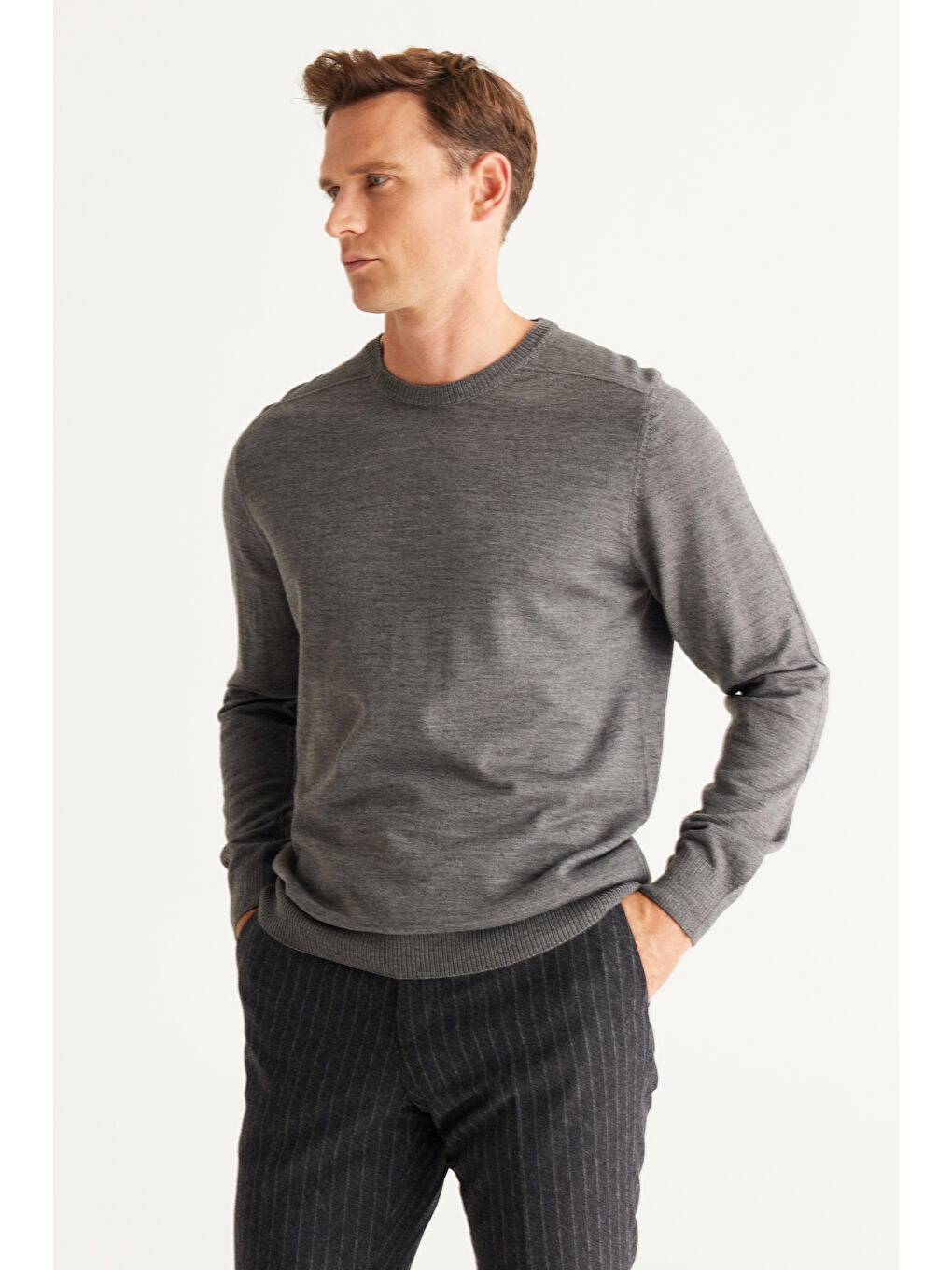 Erkek Gri Melanj Standart Fit Normal Kesim Bisiklet Yaka Triko Kazak-3