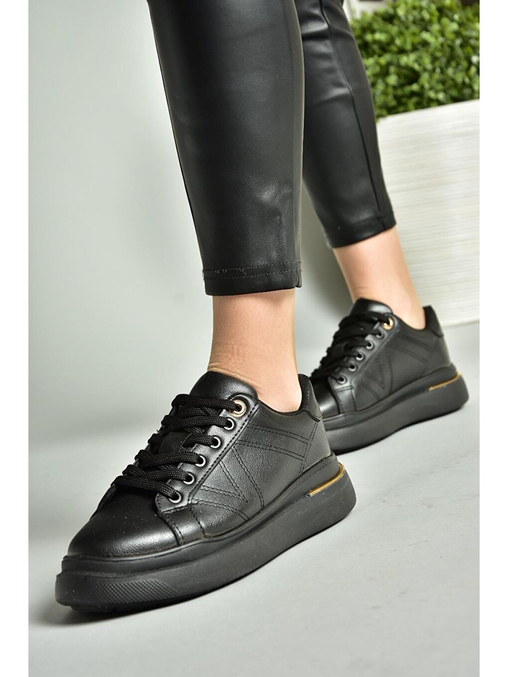 S9731110 Siyah Kadın Sneakers