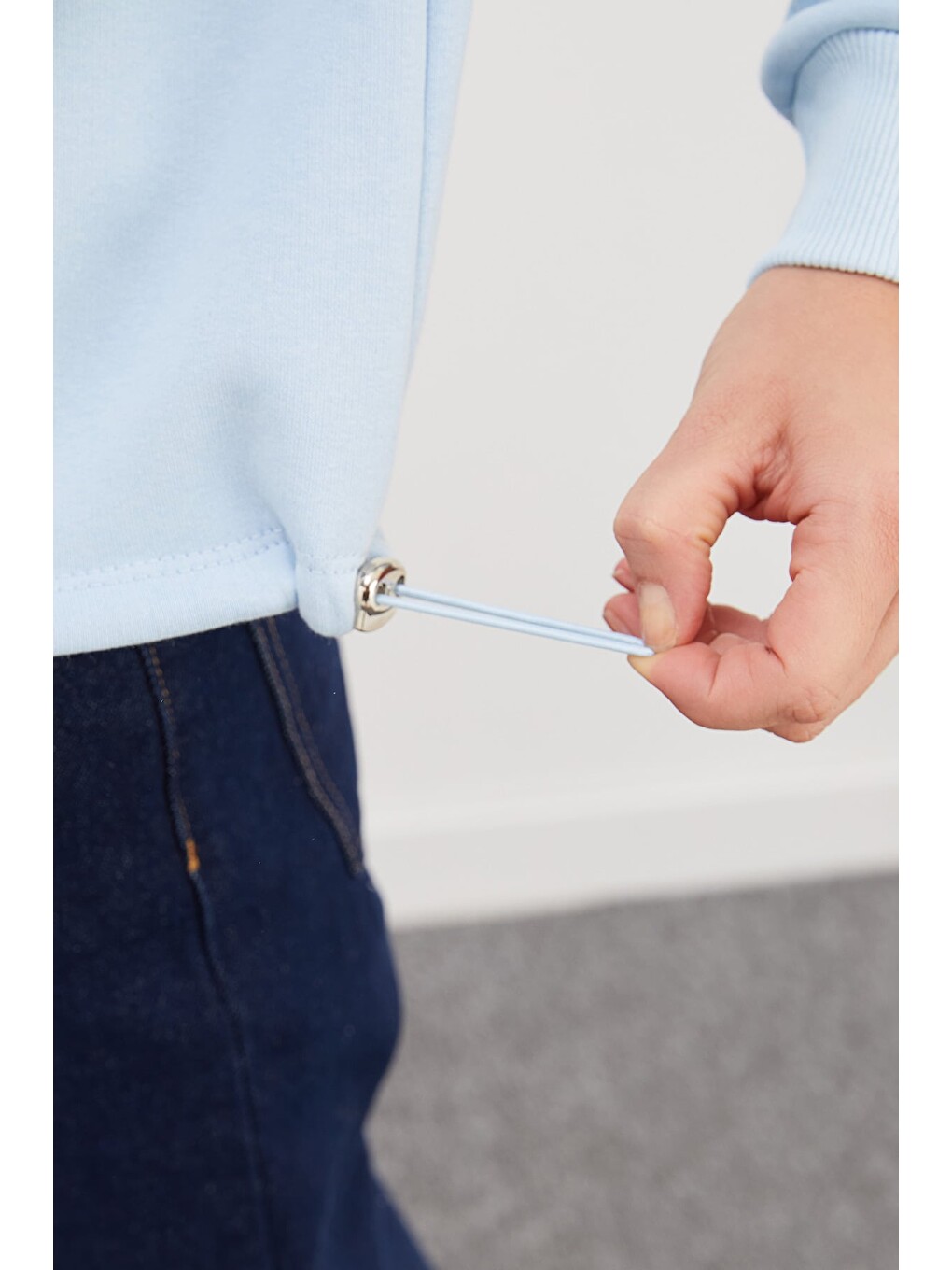 Mavi 3 İplik Kalp Nakışlı Kapüşonlu Stoperli Sweatshirt-3