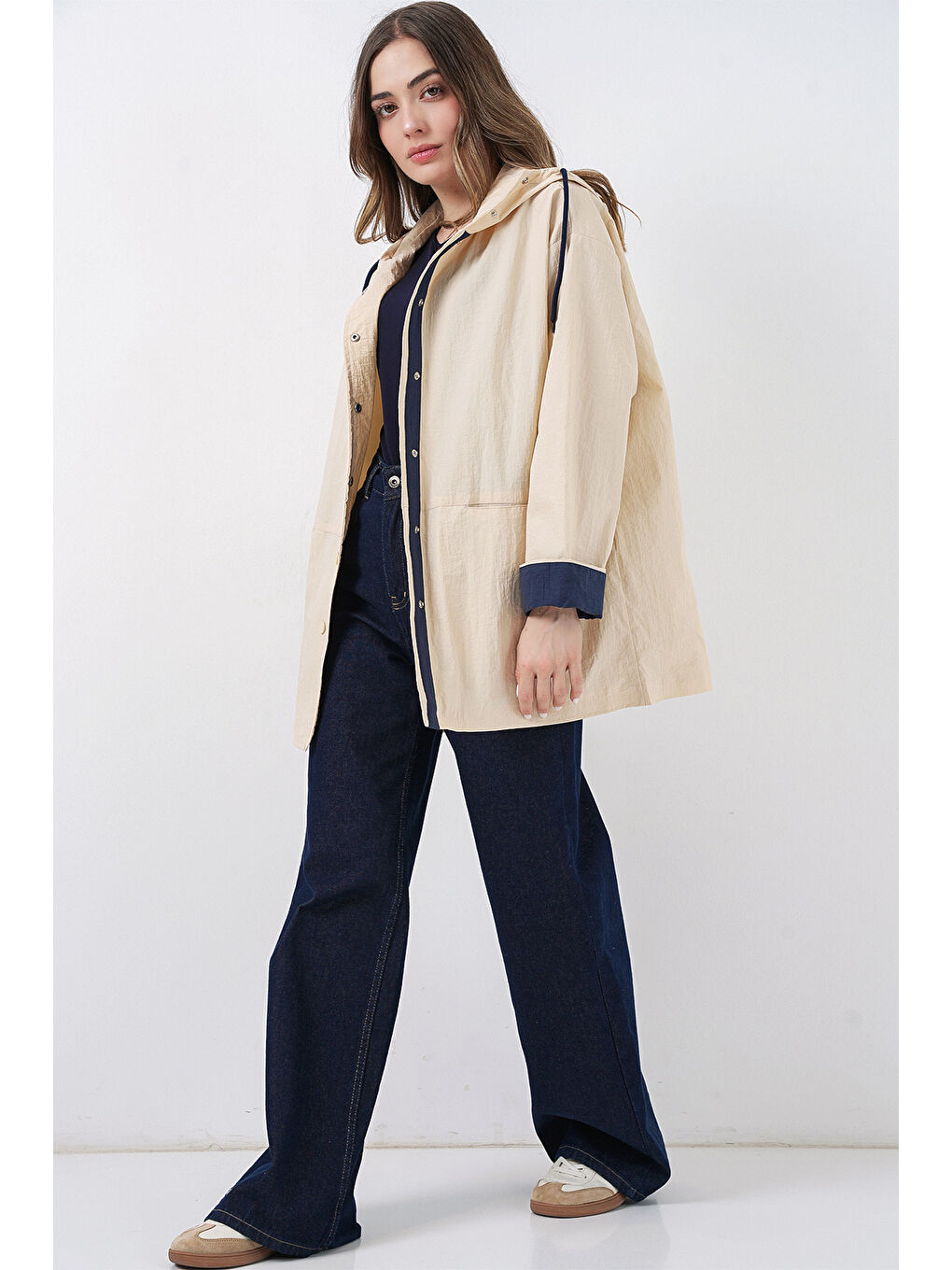 Kadın Teknik Kumaş Kapüşonlu Trençkot 5972 - Ekru-1