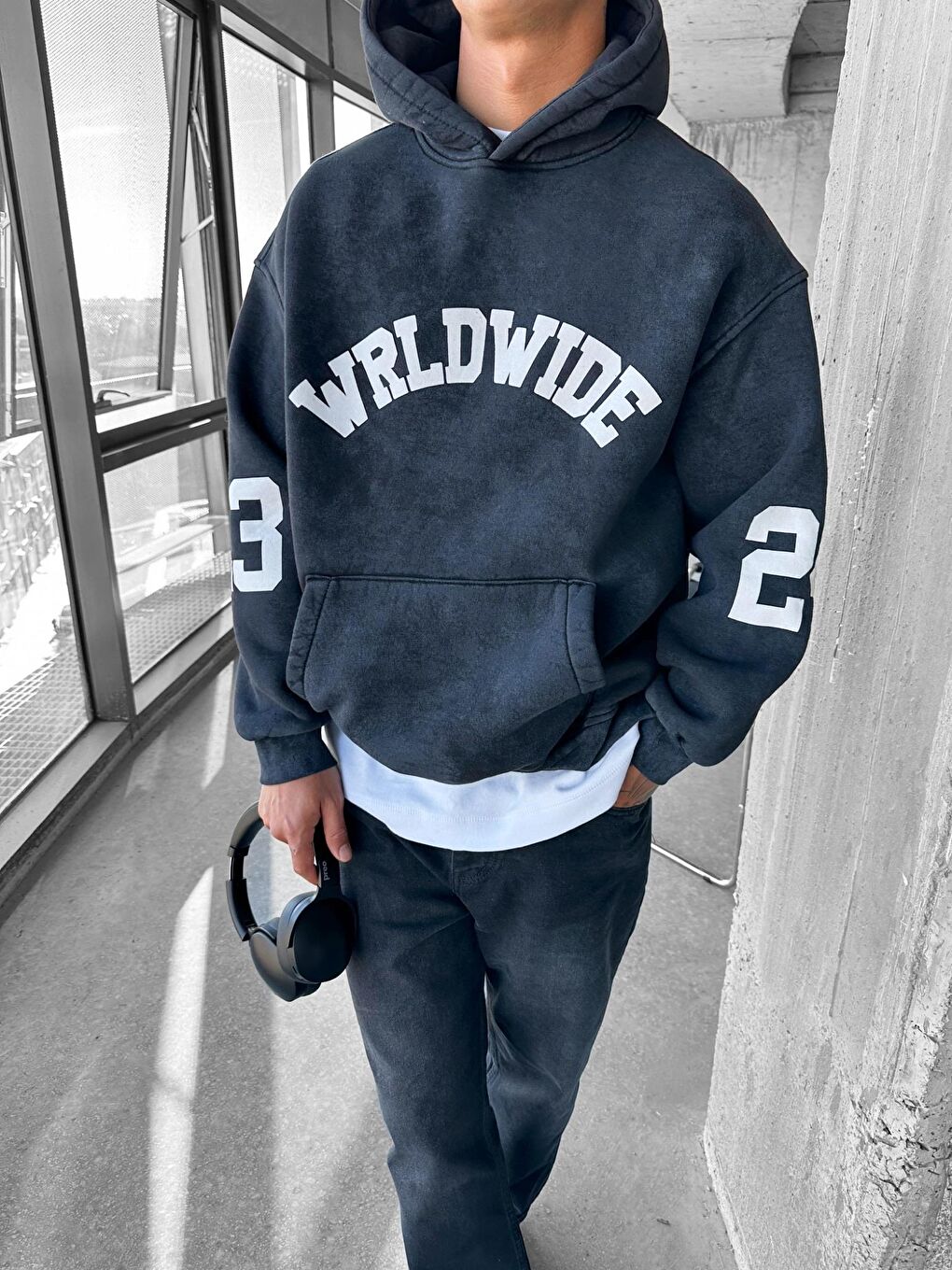 ablukaonline Gri Erkek Wrld Wide Baskılı Oversize Hoodie Füme - 2