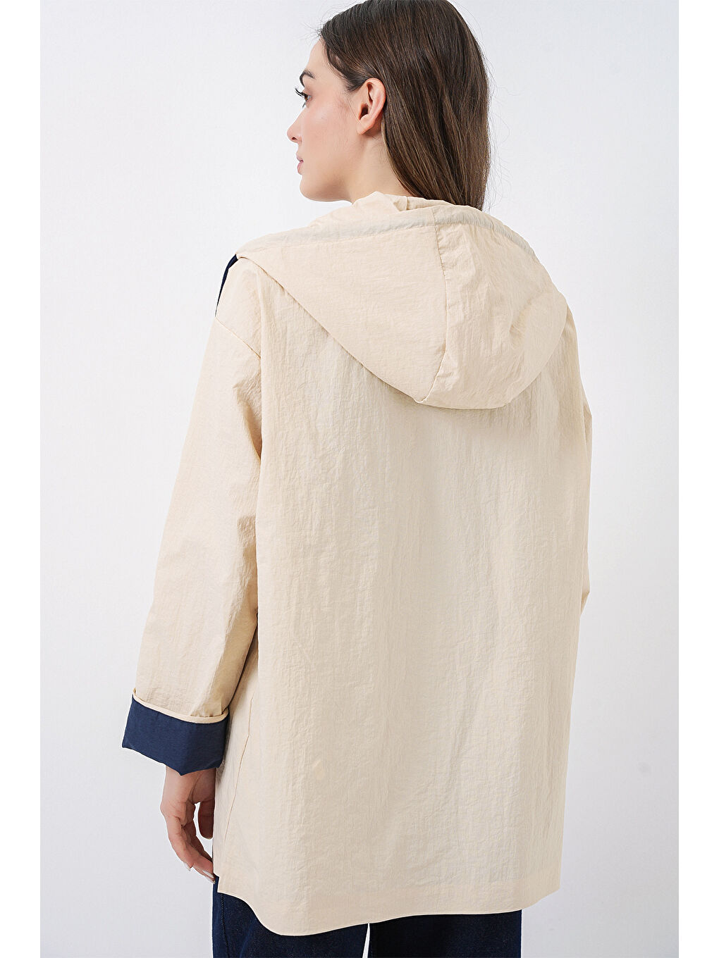 Kadın Teknik Kumaş Kapüşonlu Trençkot 5972 - Ekru-7