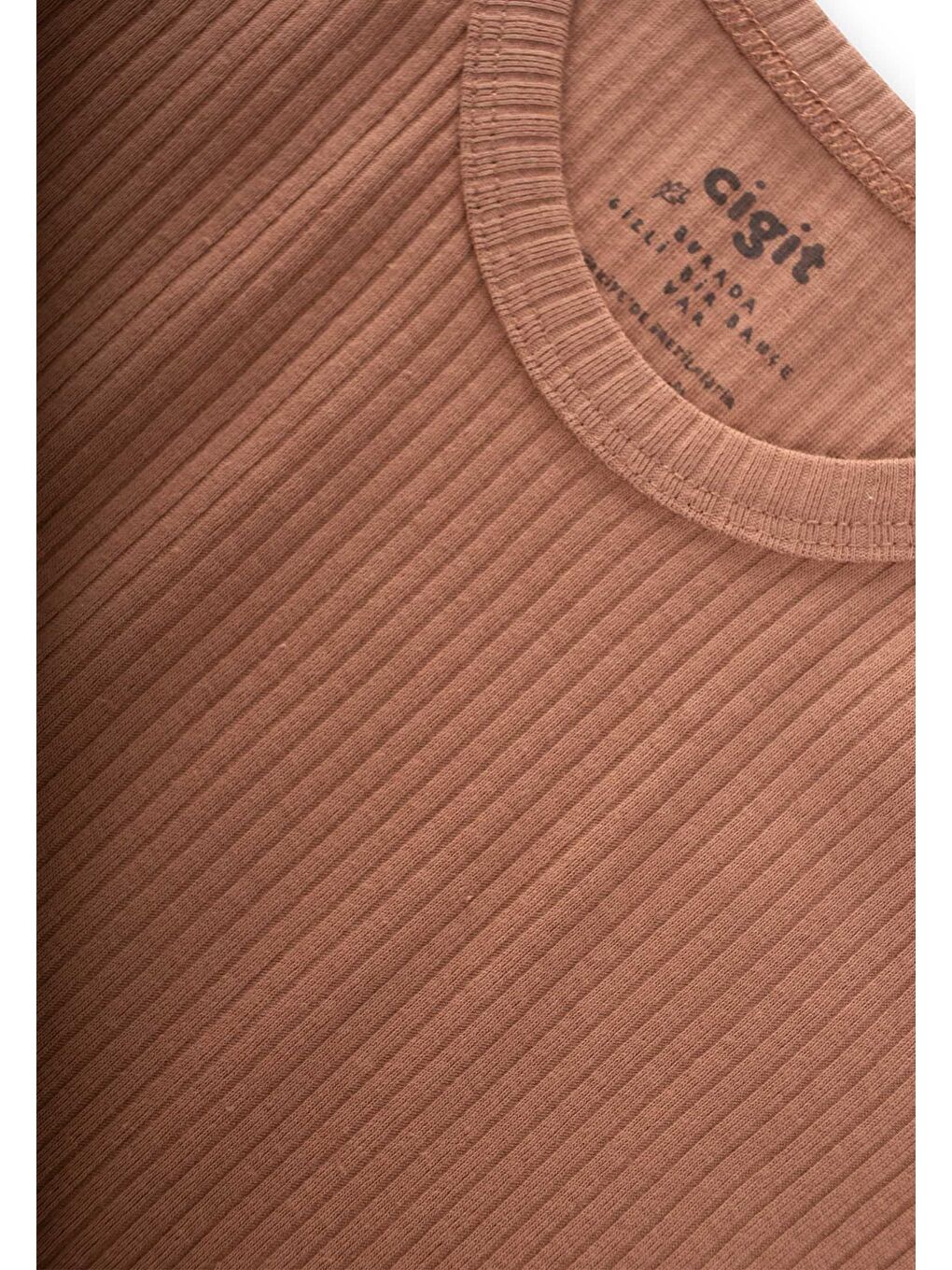 Beyaz Üçlü Fitilli Geniş Askılı Atlet 2-9 Yaş Kahve-2