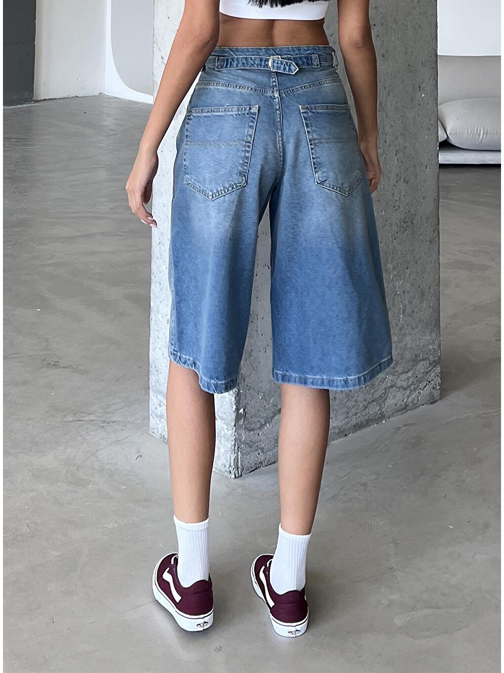 Mavi Toka Detaylı Bol Kesim Rahat Baggy Jean Jean Salaş Kadın Bermuda Diz Altı Denim Şort @Casoria-7