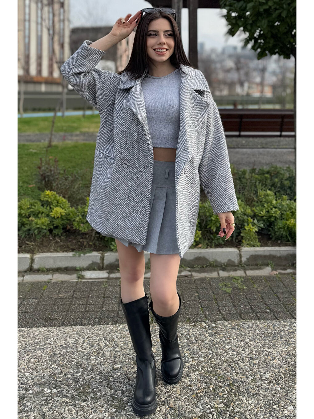Gülseli Gri Kadın Astarlı Balıksırtı Desen Oversize Kaşe Kaban - 1