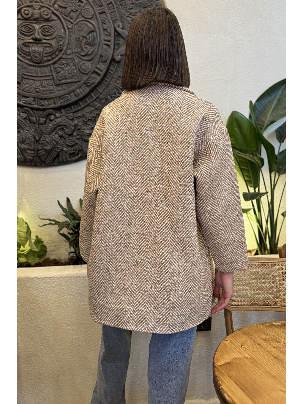 Gülseli Ekru Kadın Astarlı Balıksırtı Desen Oversize Kaşe Kaban - 3