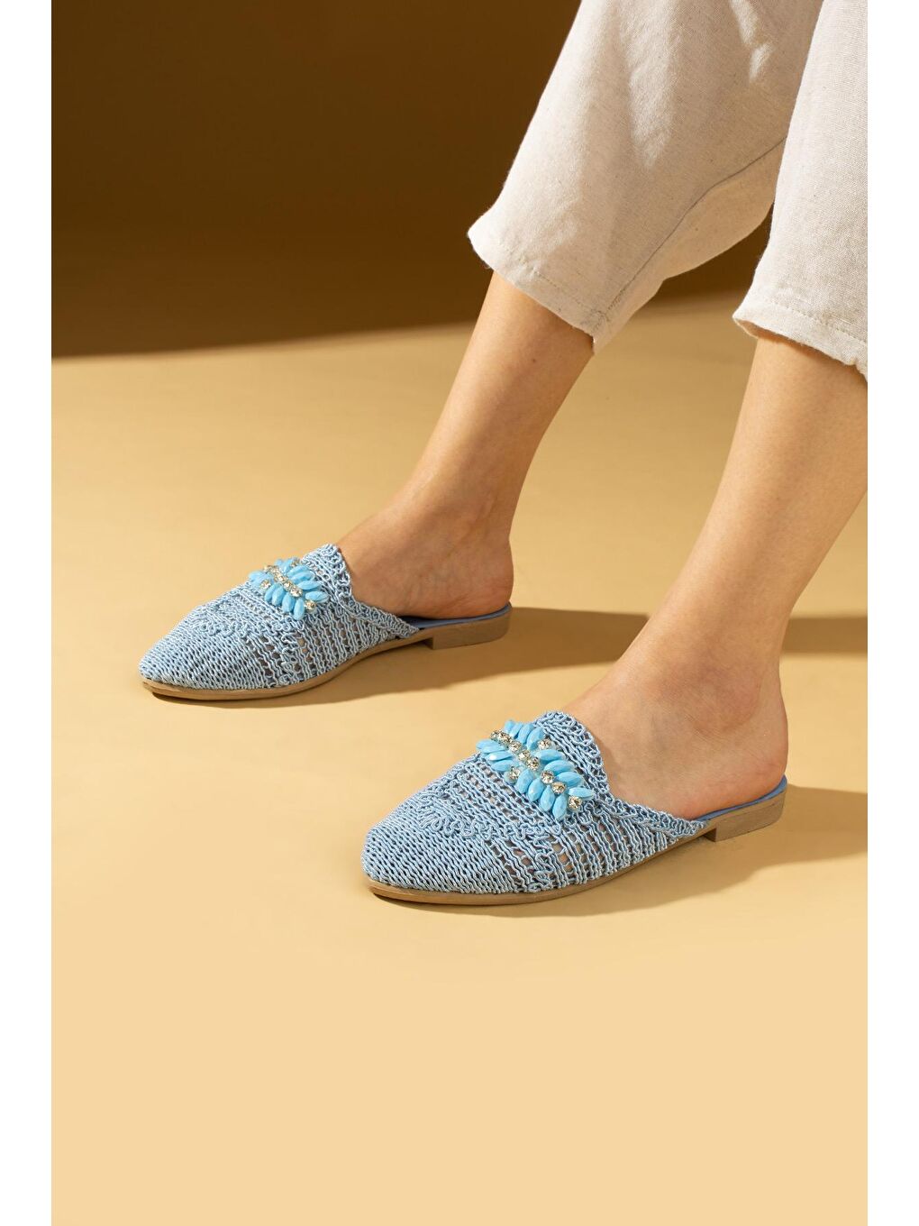 Mavi Parlak Taşlı Dantel Örme Desenli Rahat Kalıp Kadın Terlik 001-2-24-1