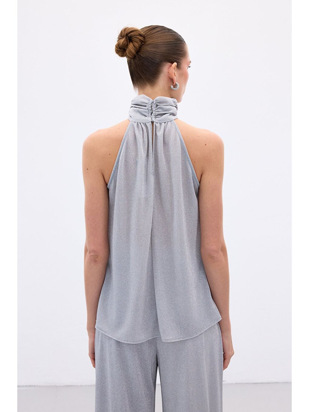 Gri Kolsuz Parlak Bluz - Gümüş-7