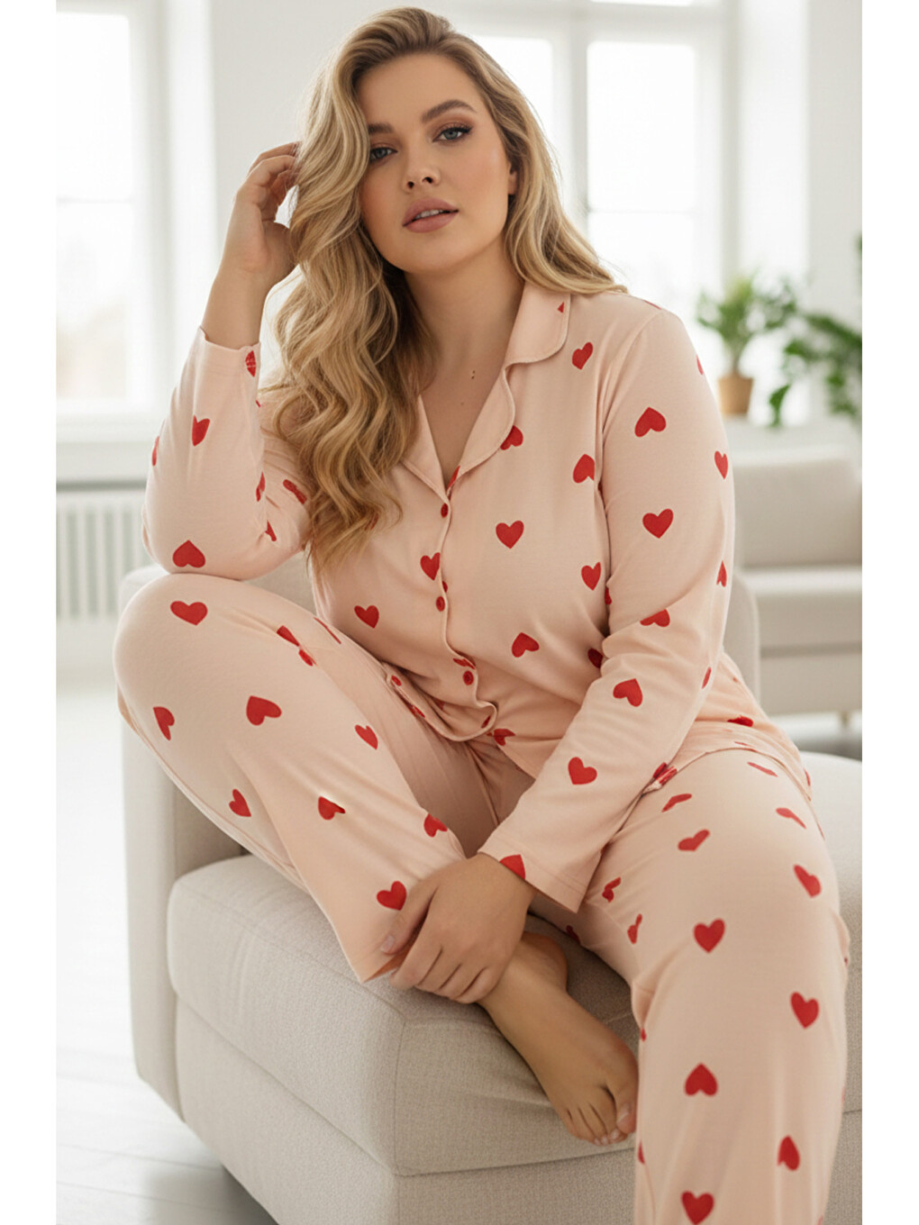 Pembe Somon Pamuklu Kalp Desenli Uzun Kollu Düğmeli Pijama Takımı
