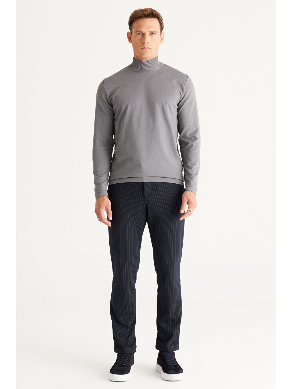 Erkek Gri Standart Fit Normal Kesim Yarım Balıkçı Yaka Triko Kazak-1