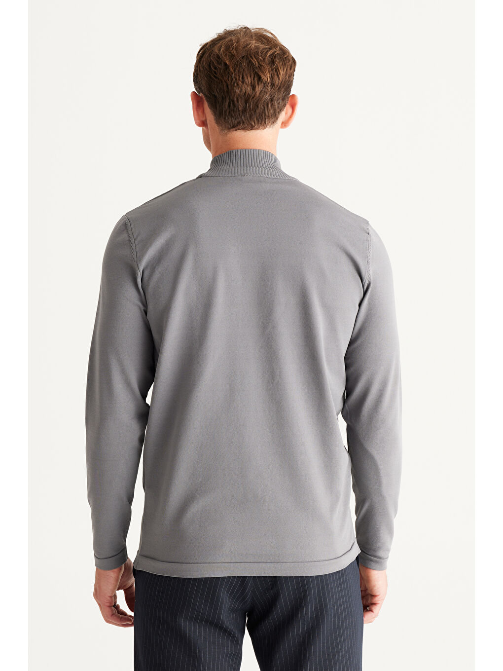 Erkek Gri Standart Fit Normal Kesim Yarım Balıkçı Yaka Triko Kazak-5