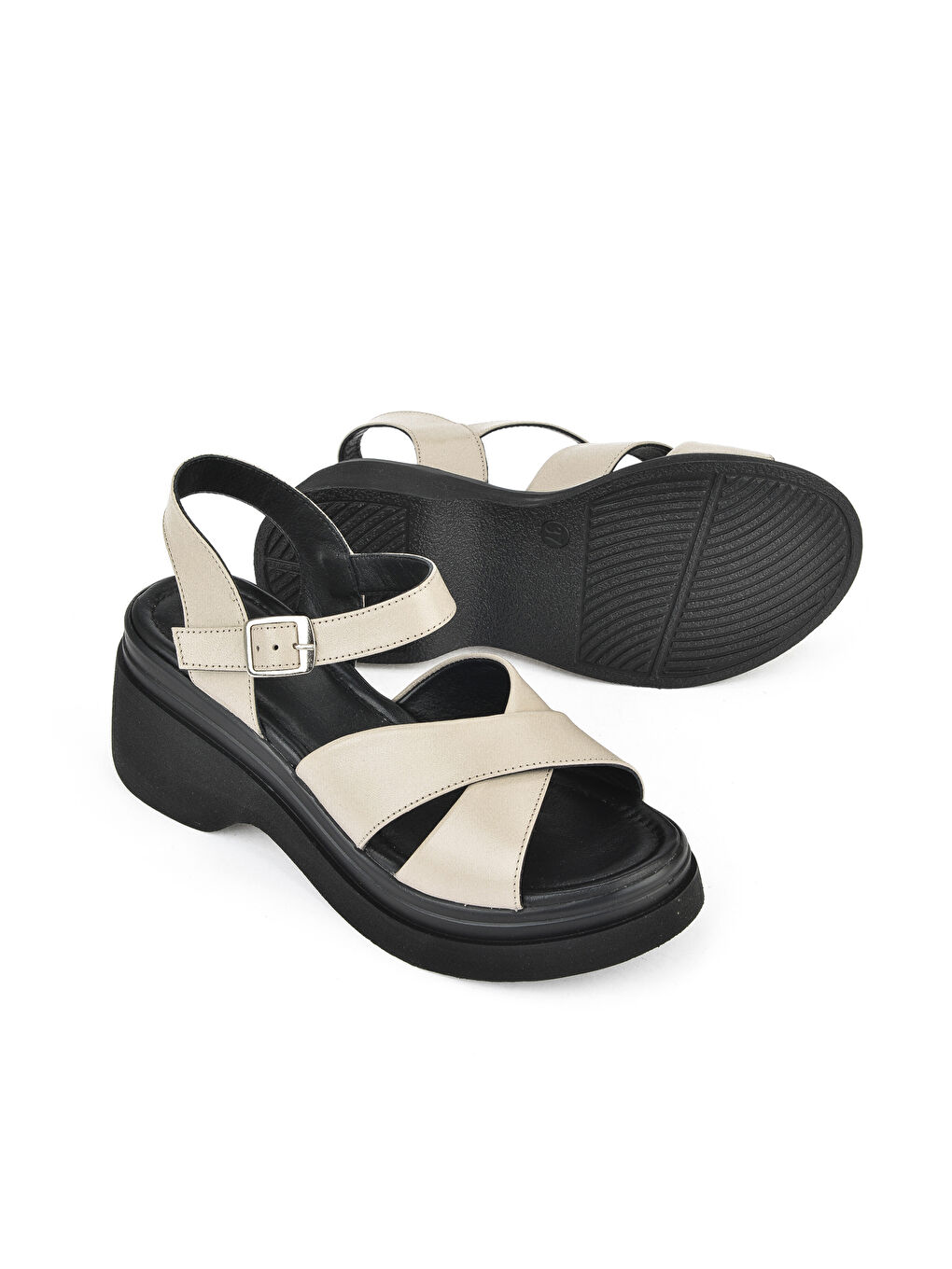 Mavi Kadın Hakiki Deri Topuklu Sandalet 151992Z64004 Buz-1