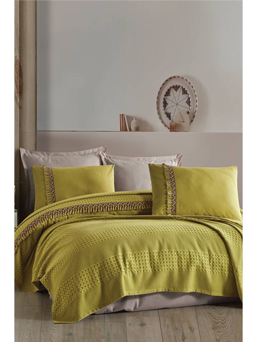 Butik Tek Kişilik Püsküllü Pike Takımı Bohamline Yeşil-1