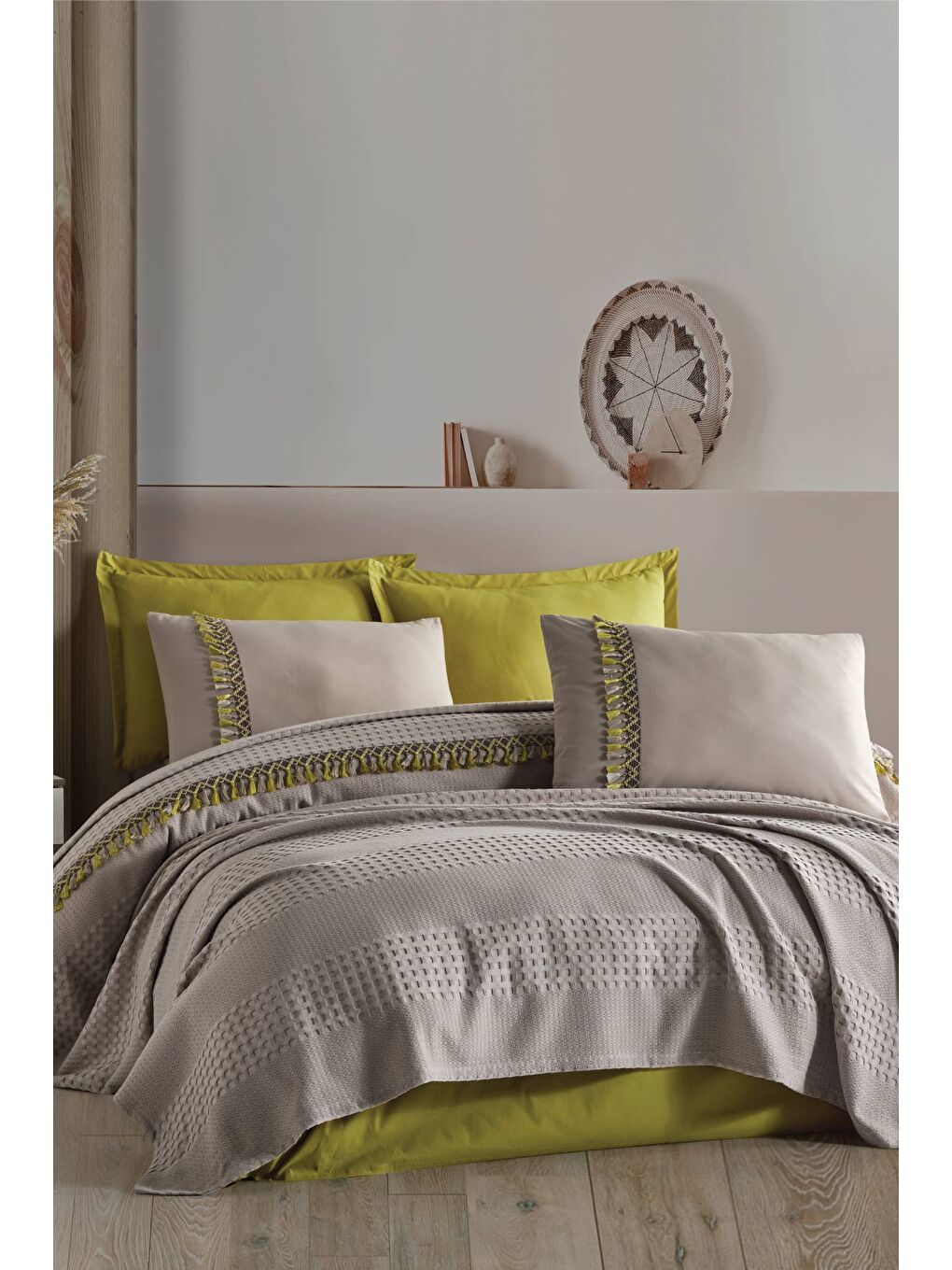 Butik Tek Kişilik Püsküllü Pike Takımı Bohamline Bej-1