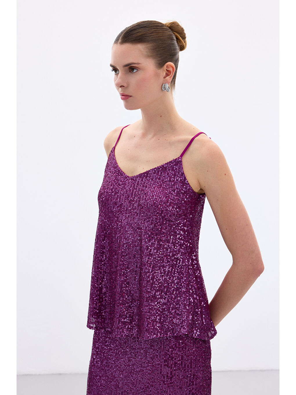 Payet Detaylı Askılı Bluz - Mürdüm-5